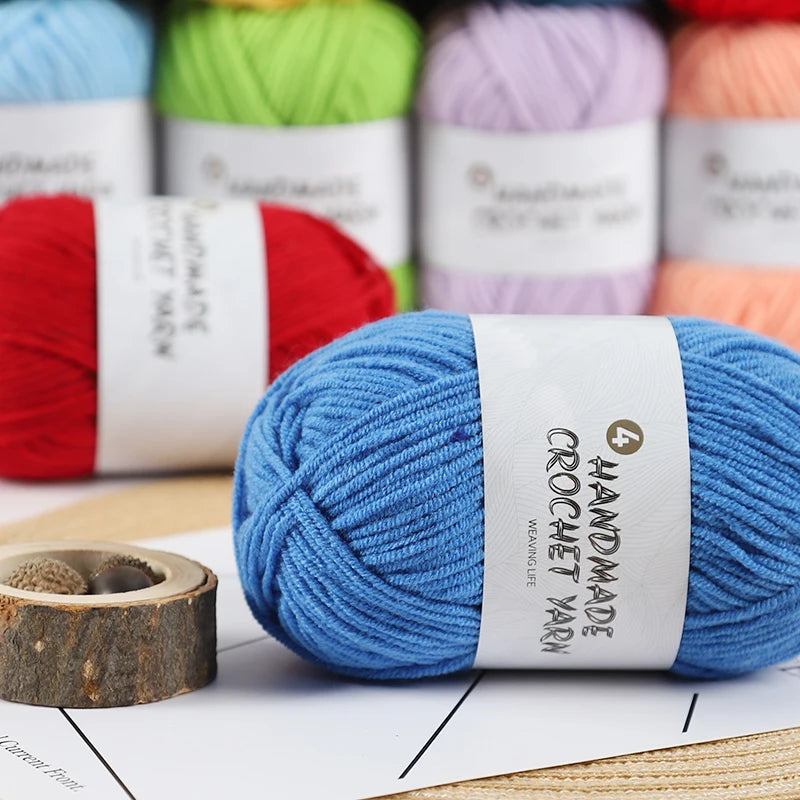 High-Quality 4-Ply Acrylic Yarn – Soft & Lightweight Knitting Yarn for Sweaters, Scarves, Coats, Gloves & DIY Crafts