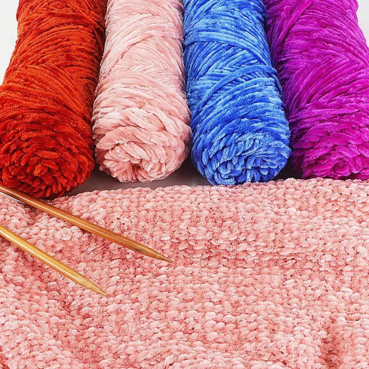 450g Chenille Warm Velvet Ice Yarn – Soft Thick Knitting Yarn for Sweaters, Scarves & Blankets (5 Pcs/Pack)