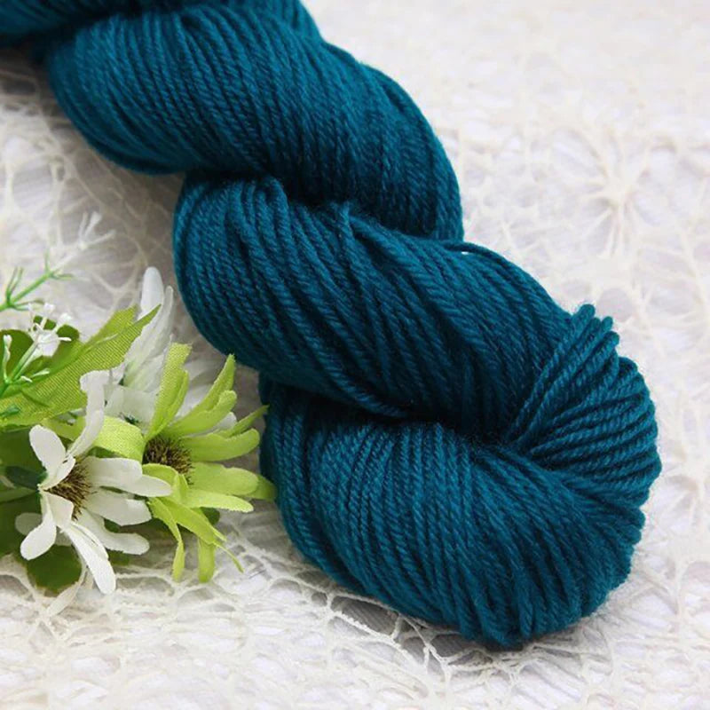 245g Medium-Thick Handmade Knitting Yarn – Multi-Purpose Yarn for Sweaters, Hats & Accessories