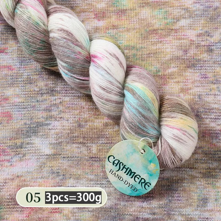 Light Luxury Hand-Dyed Cashmere Yarn – Medium-Thick Rainbow Gradient Yarn for Sweaters, Scarves & Winter Wear