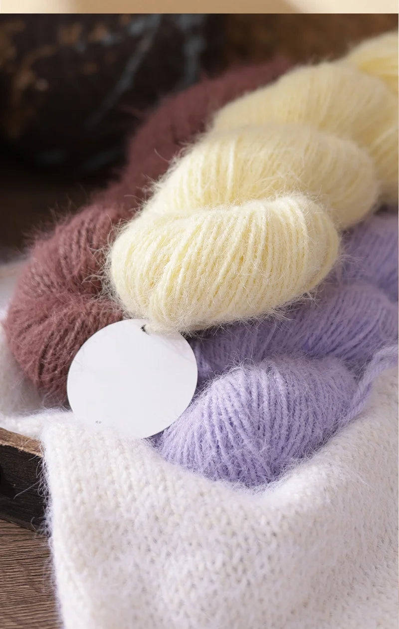190g Colorful Gold Silk Acrylic Yarn – Medium-Thick Shiny Yarn for Bags, Cushions, Shoes & DIY Crafts