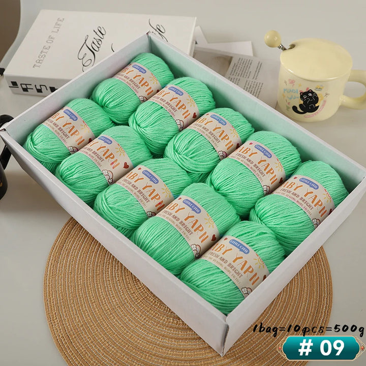 Soft Wool Blended 6-Strand Yarn – Skin-Friendly Knitting Yarn for Sweaters & Crafts