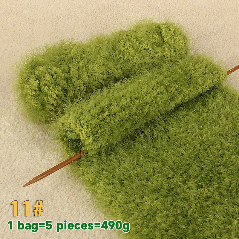 490g Imitation Fur Eyelash Yarn – Thick Roving Yarn for Sweaters, Shawls, Blankets & Cushions