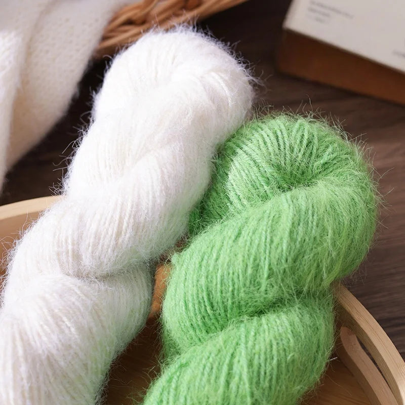 190g Colorful Gold Silk Acrylic Yarn – Medium-Thick Shiny Yarn for Bags, Cushions, Shoes & DIY Crafts