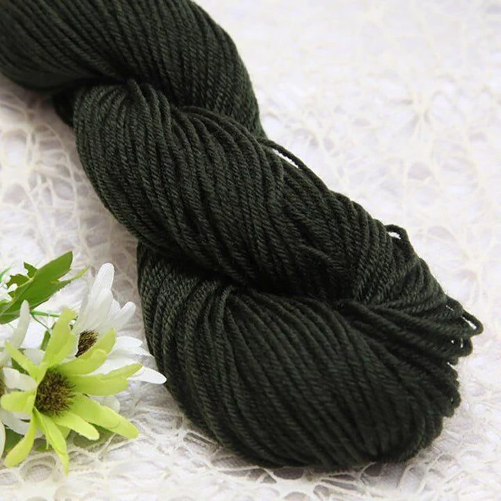 245g Medium-Thick Handmade Knitting Yarn – Multi-Purpose Yarn for Sweaters, Hats & Accessories