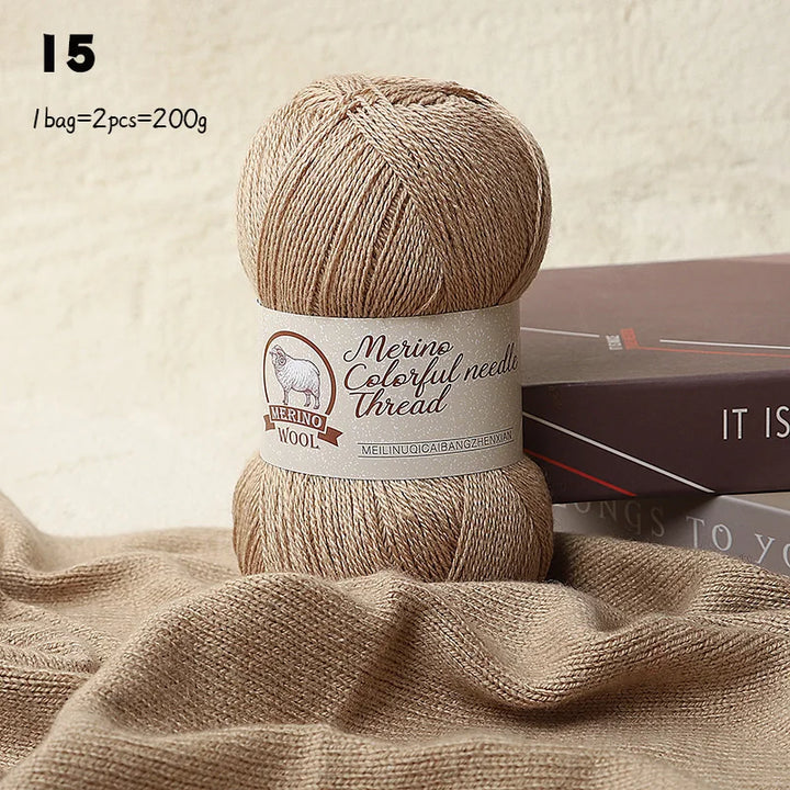 Solid Color Medium-Thick Cashmere Blend Yarn – Soft Luxury Yarn for Sweaters, Scarves & Handmade Crafts