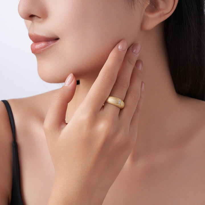 💍 Eight-Finger Radiance Ring – Gold-Plated S925 Silver (3.8g, Sizes 5–9) 💍