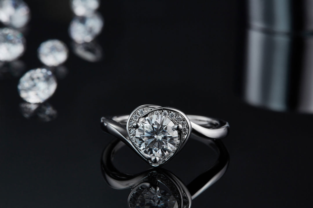 💍 1-Carat Moissanite Minimalist Ring – Platinum-Plated S925 Silver (2.9g, Sizes 5–9) 💍