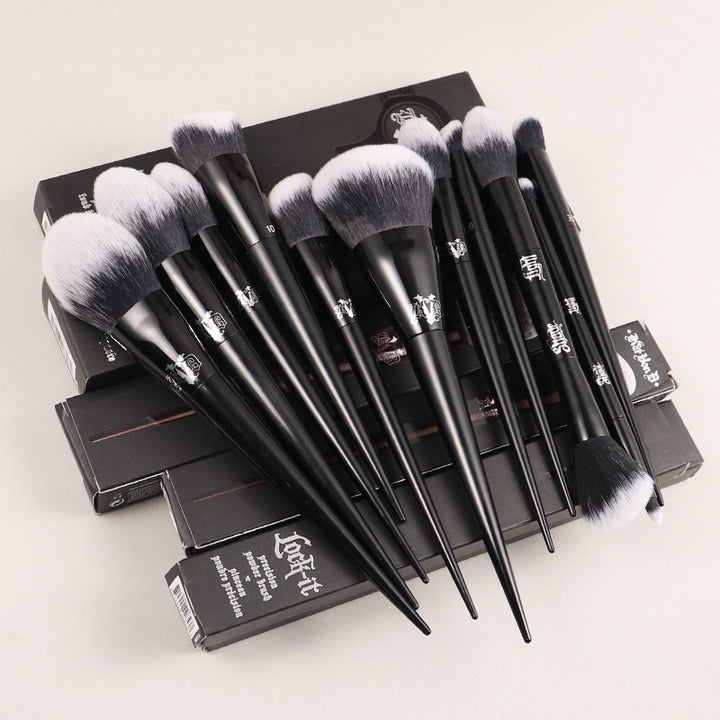 ✨ Plastic Handle Eye Shadow & Foundation Brush — Loose Powder Makeup Tool 💄