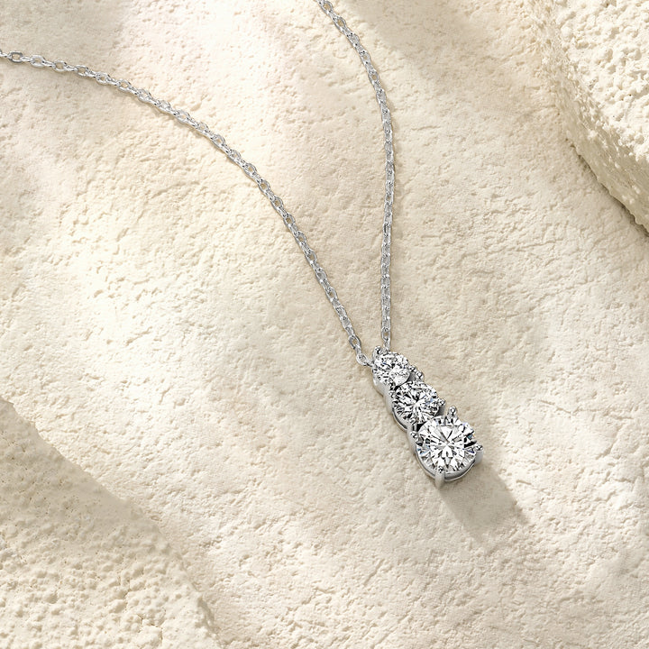 💎 Minimalist Moissanite Pendant Necklace Set – Platinum-Plated S925 Silver 💎