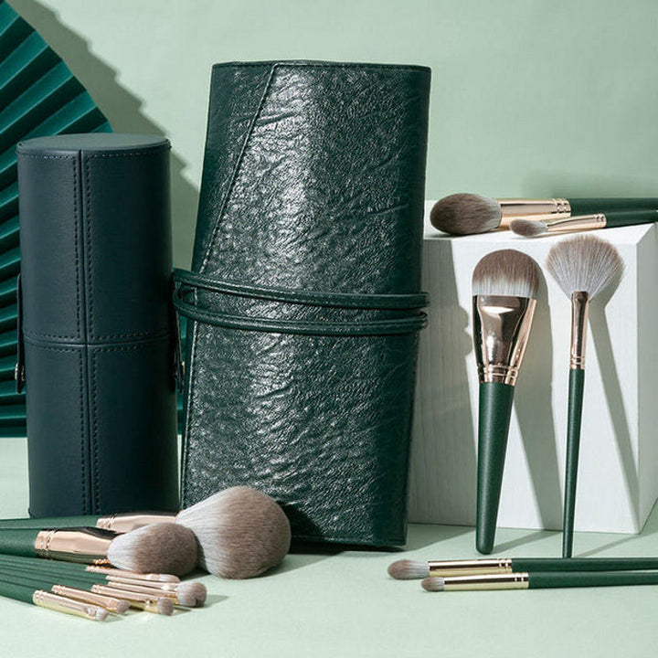 ☁️✨ 14-Piece Green Cloud Makeup Brush Set — Super Soft Collection 💄