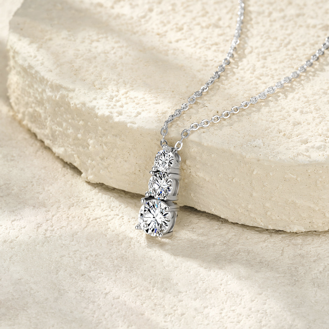 💎 Minimalist Moissanite Pendant Necklace Set – Platinum-Plated S925 Silver 💎