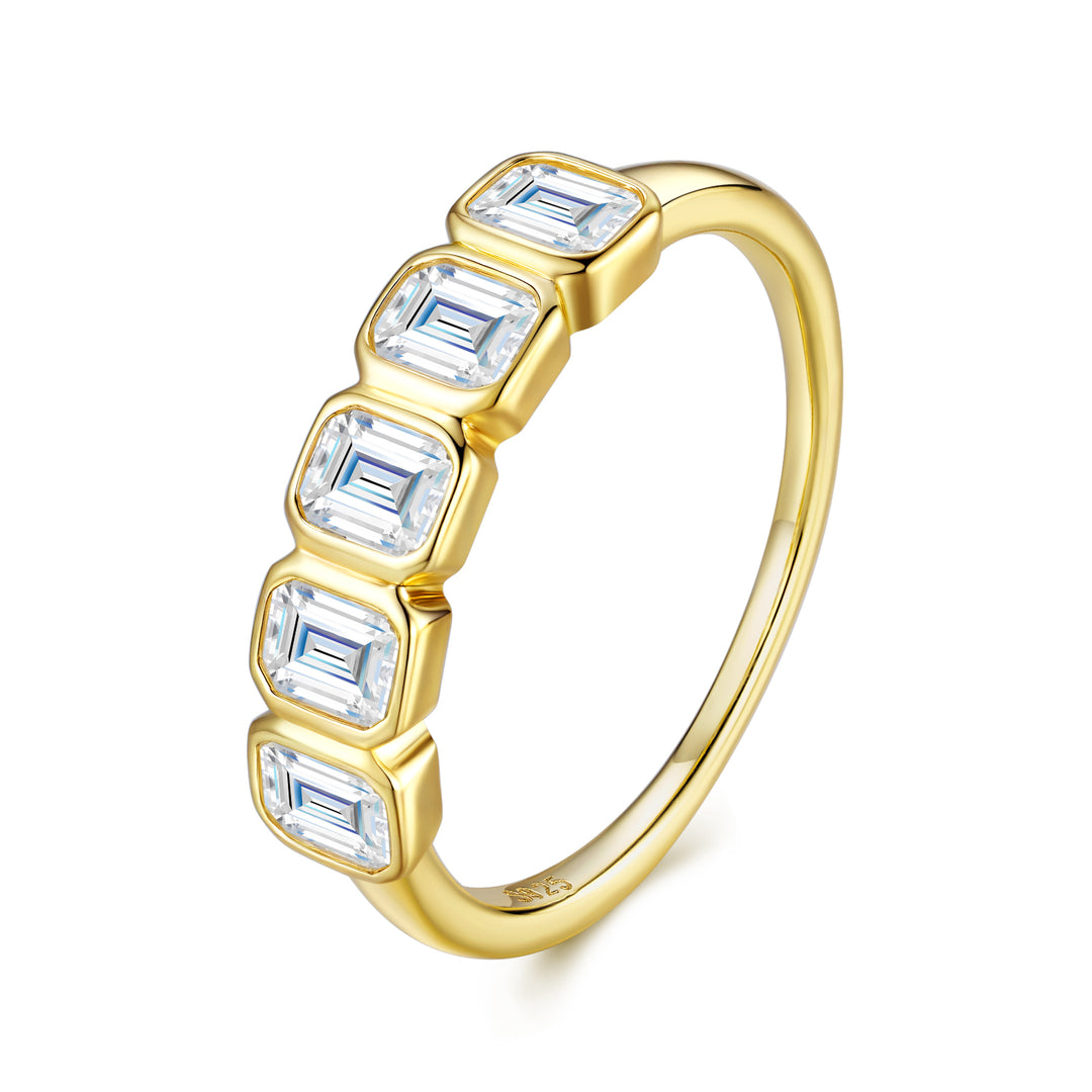 💍 Pillow-Shaped Moissanite Ring – Gold-Plated S925 Silver (3.7g, Sizes 5–9) 💍