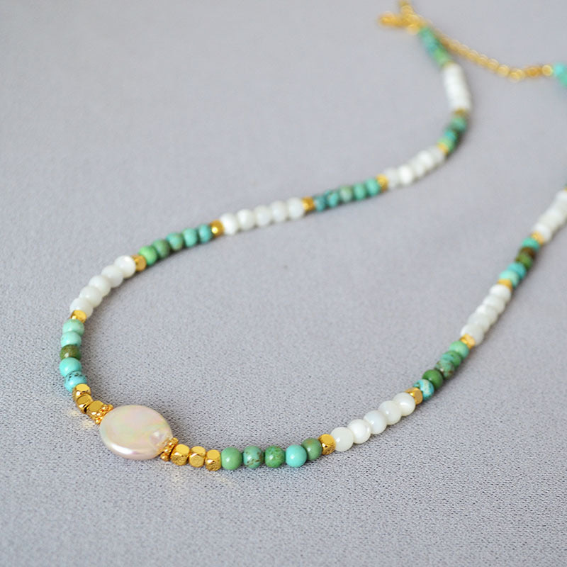 Retro Turquoise Bead Necklace – Simple Elegant Handmade Jewelry for Women
