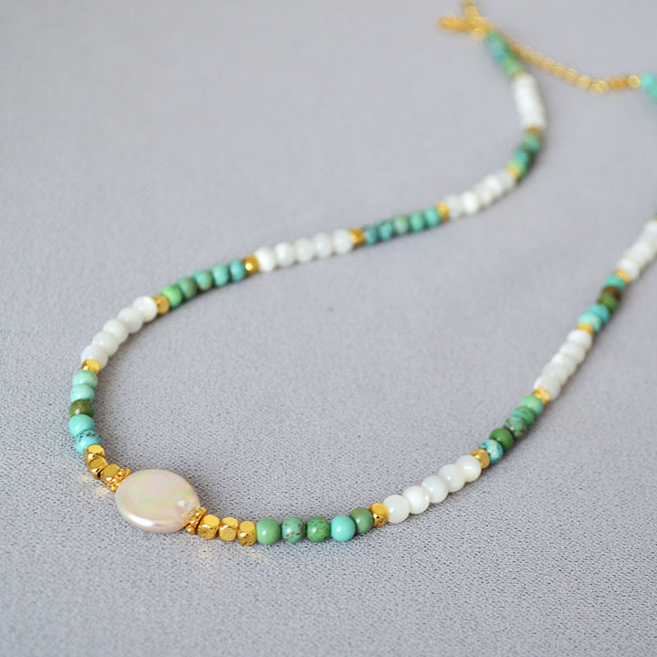 Retro Turquoise Bead Necklace – Simple Elegant Handmade Jewelry for Women