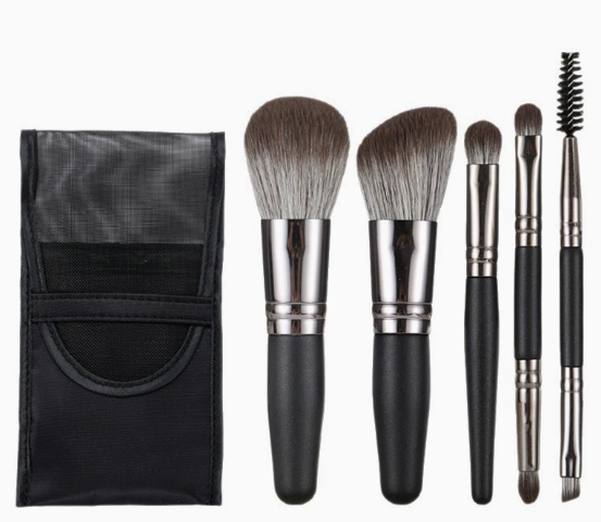 🖌️ Portable 5-Piece Makeup Brush Set – Wool Blend Brushes with Mesh Bag & Aluminum Tube Handles 💄✨