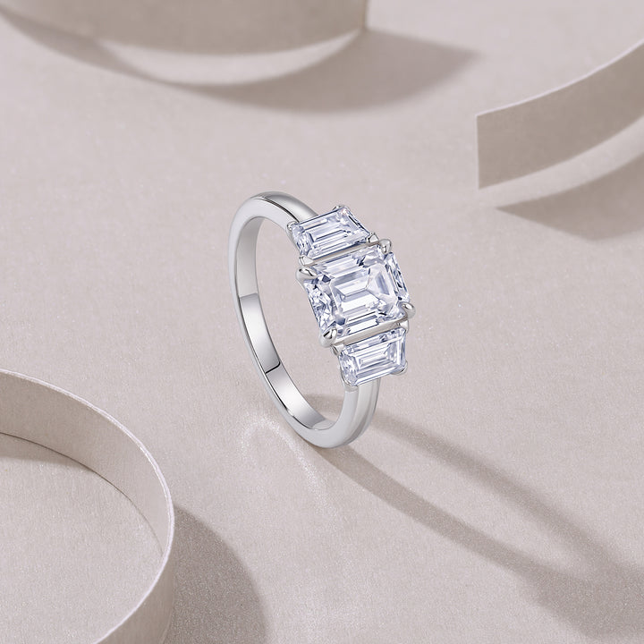 Octagonal Moissanite Ring – Platinum-Plated S925 Silver (6×8 mm, 3g, Sizes 5–9) 💍