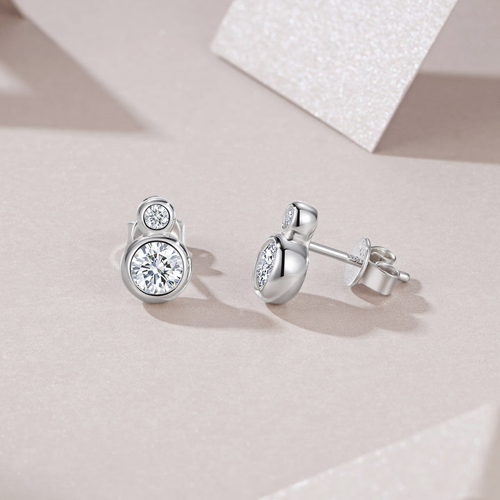 Minimalist Moissanite Stud Earrings – Platinum-Plated S925 Silver