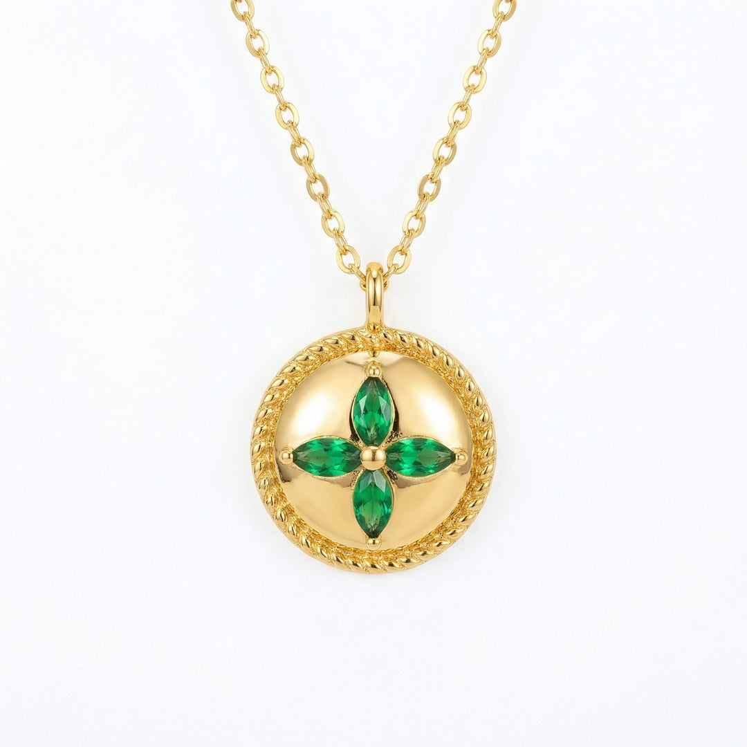 🍀 Emerald Green Floral Medallion Necklace