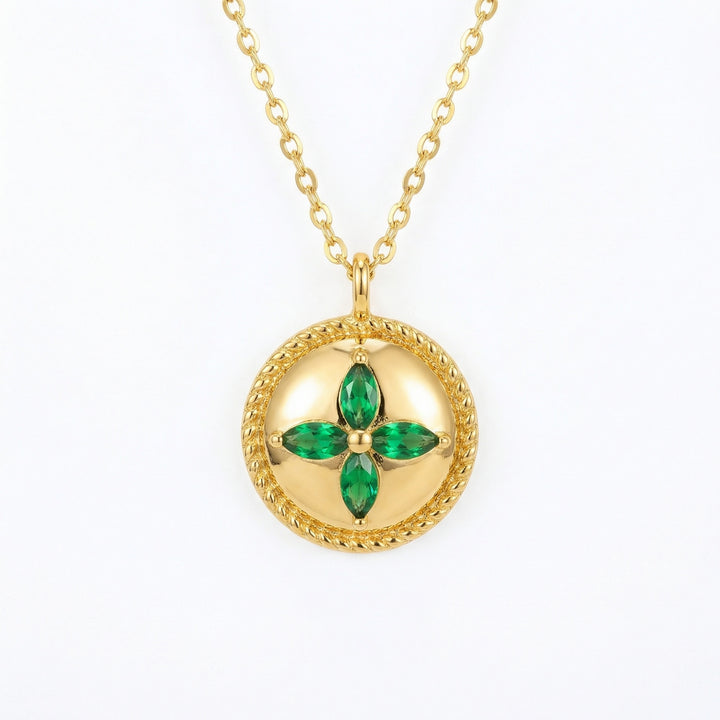 🍀 Emerald Green Floral Medallion Necklace