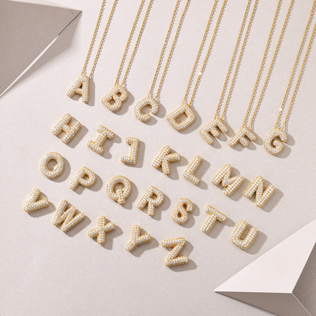 💎 Bubble Letter “M” Pendant Necklace – Gold-Plated S925 Silver with Top-quality Moissanite (8.4g) 💎
