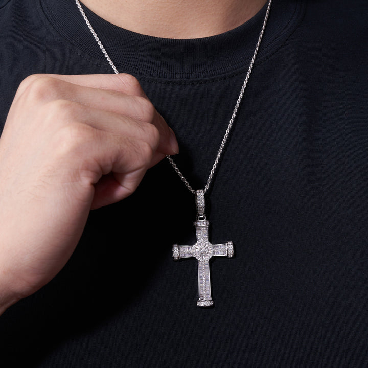 ✨ S925 Platinum-Plated Moissanite Cross Pendant Necklace (13.6g) ✨