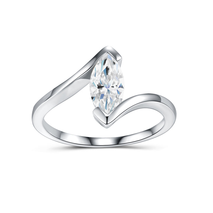 💍 Engraved Moissanite Ring – Gold-Plated S925 Silver Minimalist Luxury (Sizes 5–9) 💍
