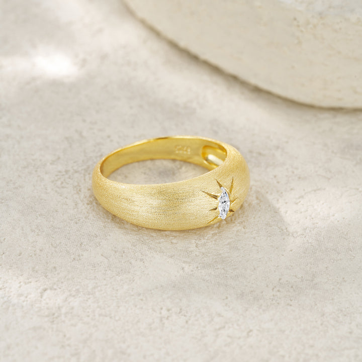 💍 Eight-Finger Radiance Ring – Gold-Plated S925 Silver (3.8g, Sizes 5–9) 💍