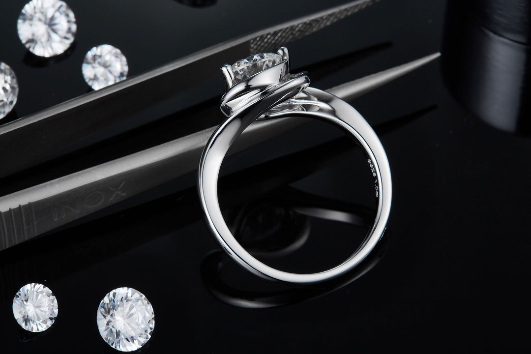 💍 1-Carat Moissanite Minimalist Ring – Platinum-Plated S925 Silver (2.9g, Sizes 5–9) 💍
