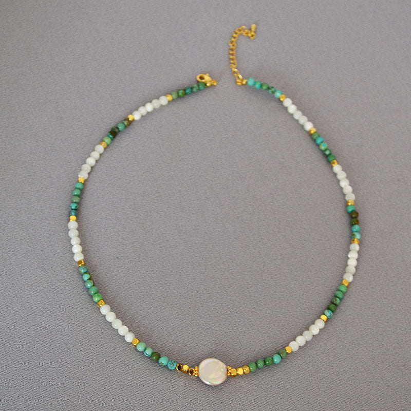 Retro Turquoise Bead Necklace – Simple Elegant Handmade Jewelry for Women