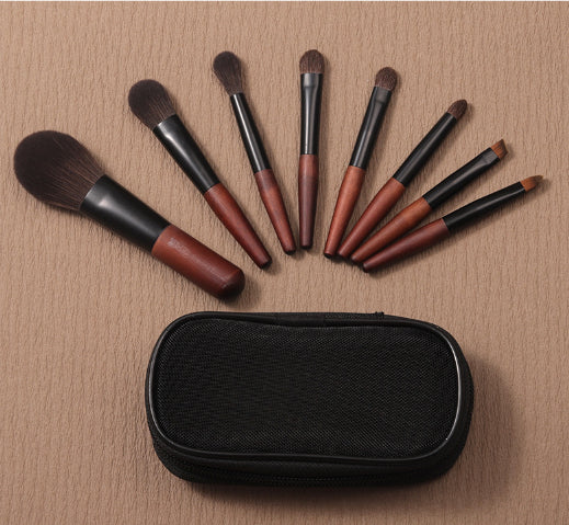 ✨ Portable Travel Mini Makeup Brush Set — Animal Hair Blend 💄🐾