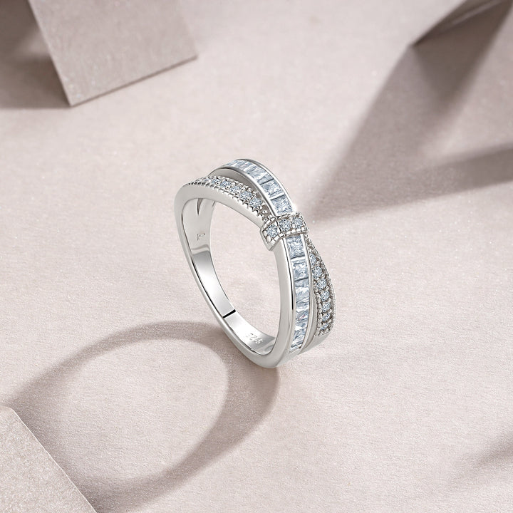 💍 Minimalist Moissanite Ring – Platinum-Plated S925 Silver Luxury (Sizes 5–9) 💍