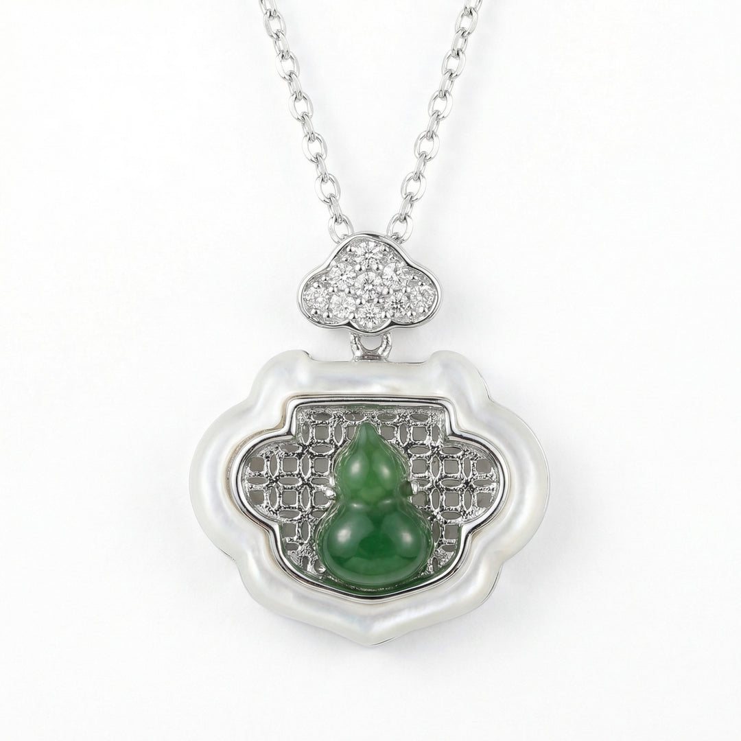 ✨ Ruyi Lock Jadeite Necklace – Lucky Hulu Pendant in Silver ✨