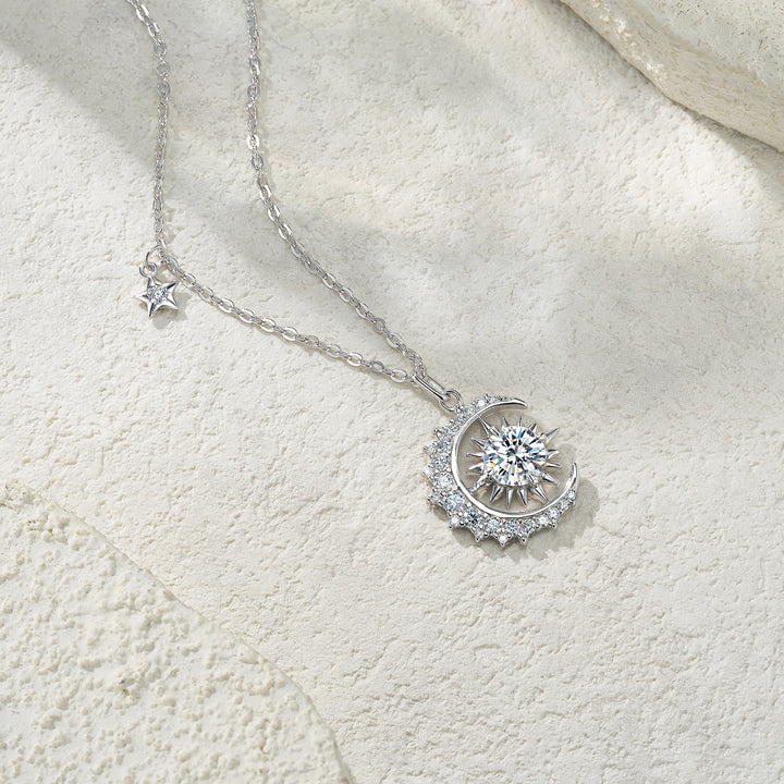 Luxury Minimalist Circular Moissanite Pendant Necklace – Gold-Plated S925 Silver