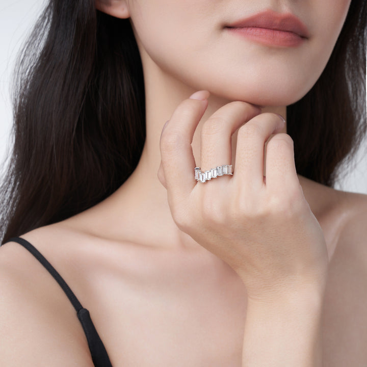 Luxury Minimalist Moissanite Ring – Platinum-Plated S925 Silver, GRA Certified, Multiple Sizes