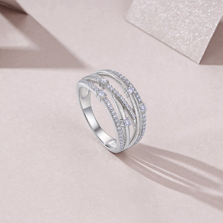 💍 Minimalist Moissanite Ring – Platinum-Plated S925 Silver (Sizes 5–9) 💍