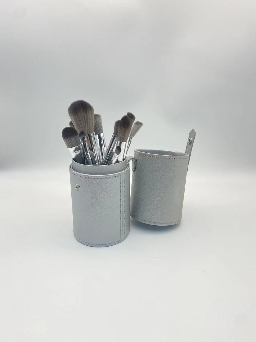 ✨ First Saw 14-Piece Makeup Brush Set — Soft Hair Beauty Tools 💄