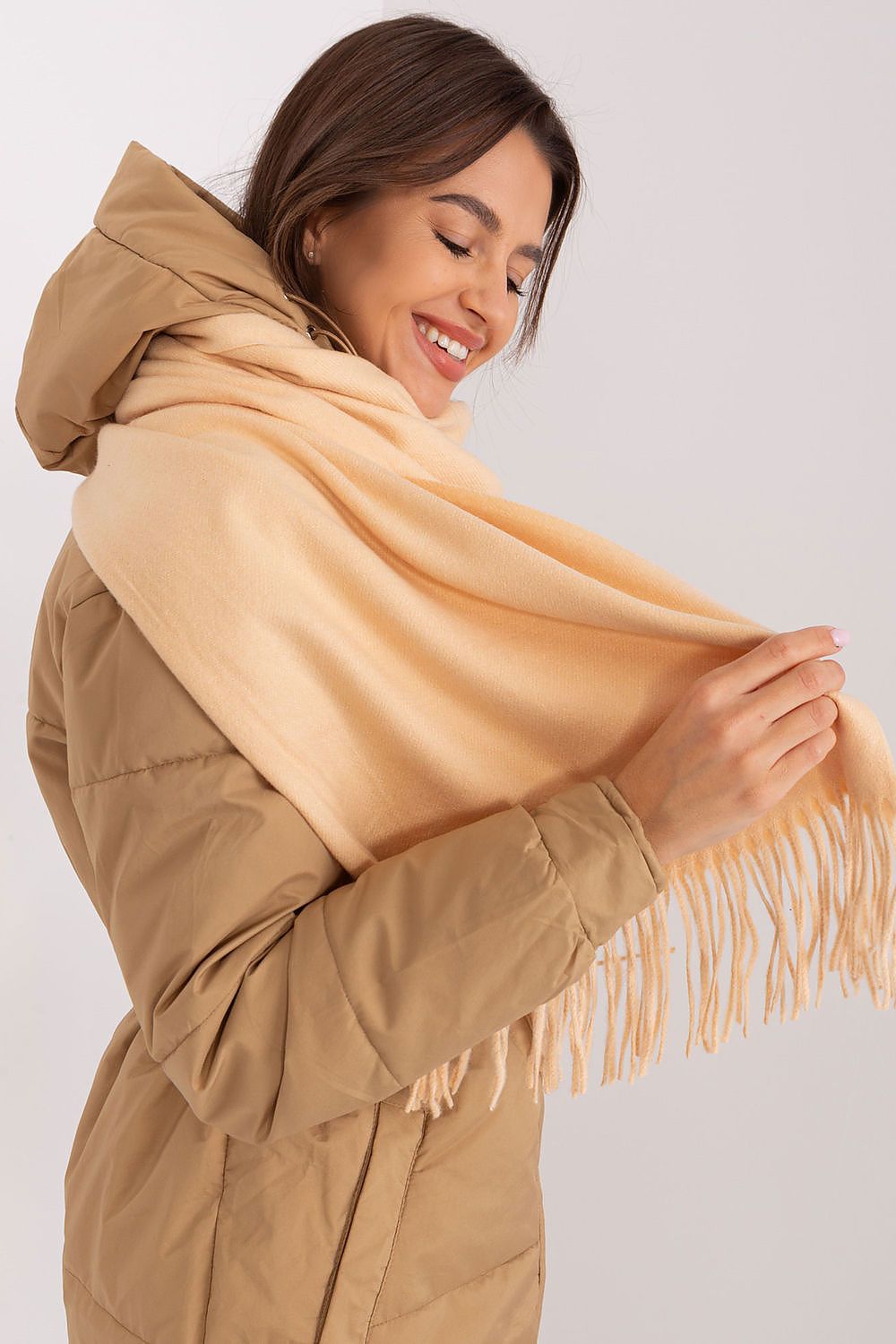 Shawl AT