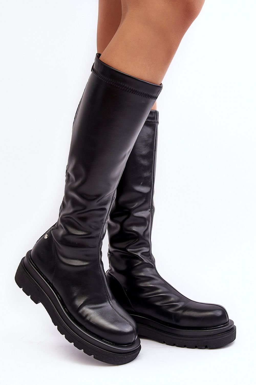 Thigh-Hight Boots Step in style