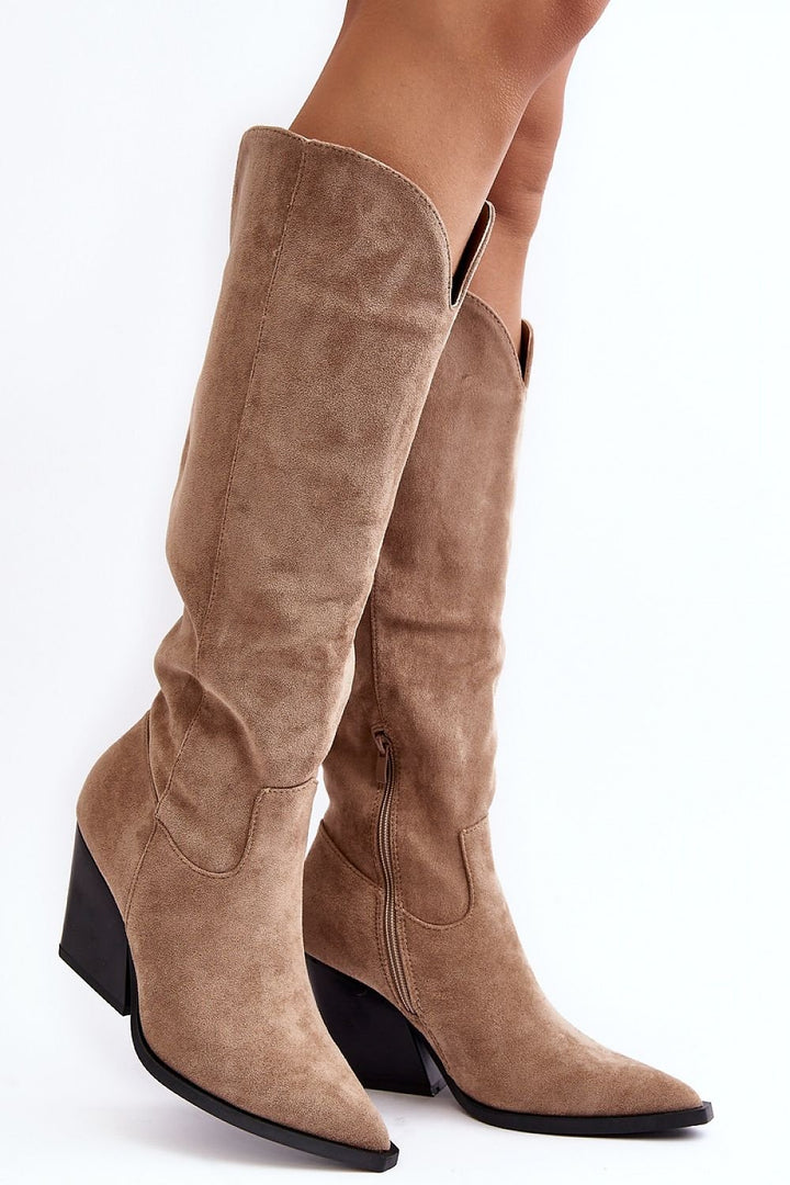 Heel boots Step in style