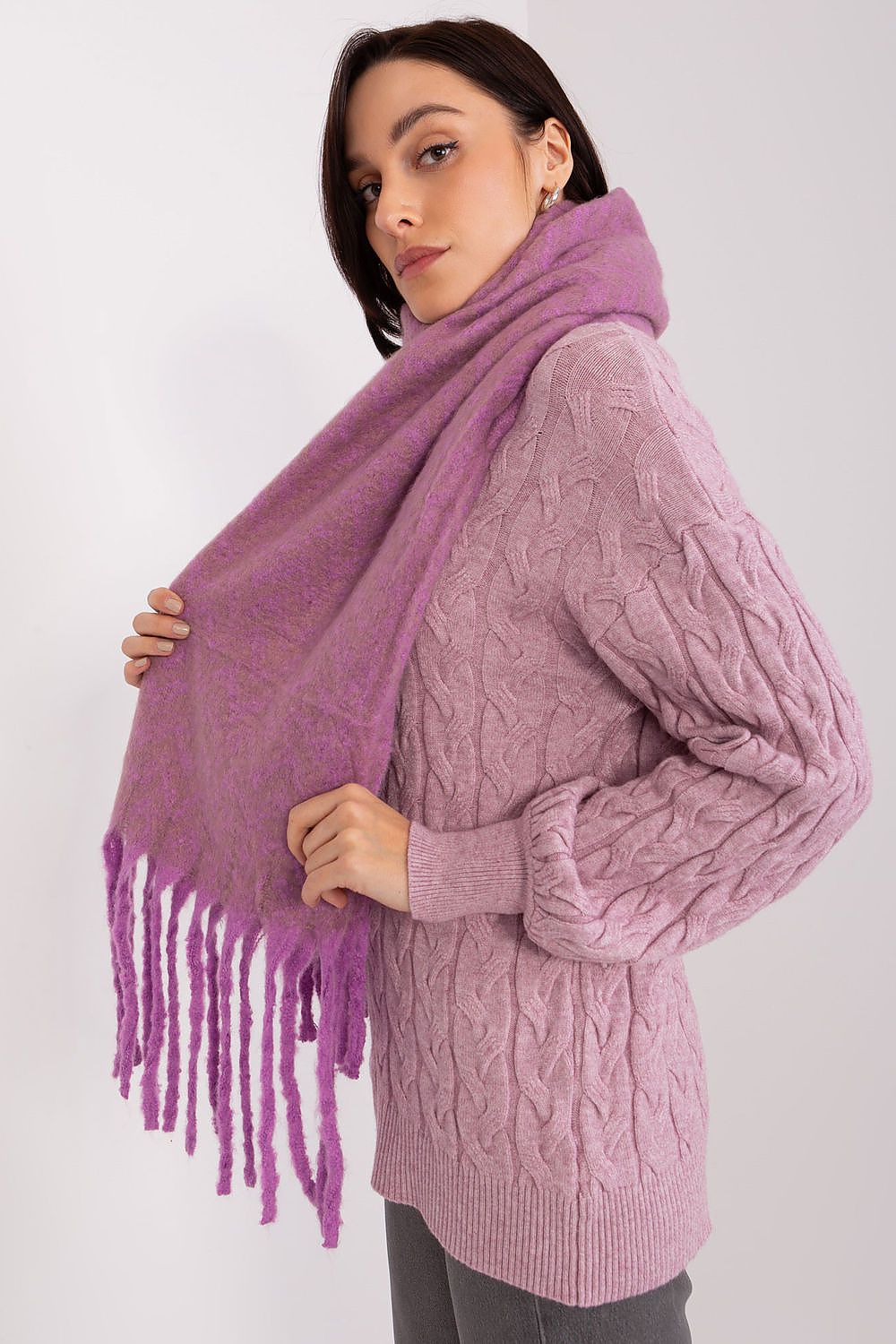 Shawl AT