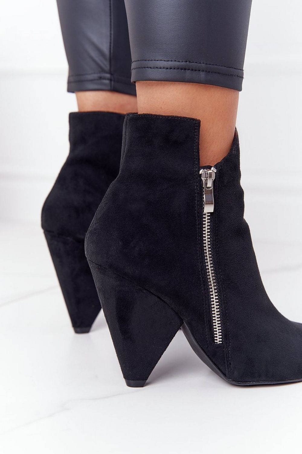 Heel boots Step in style