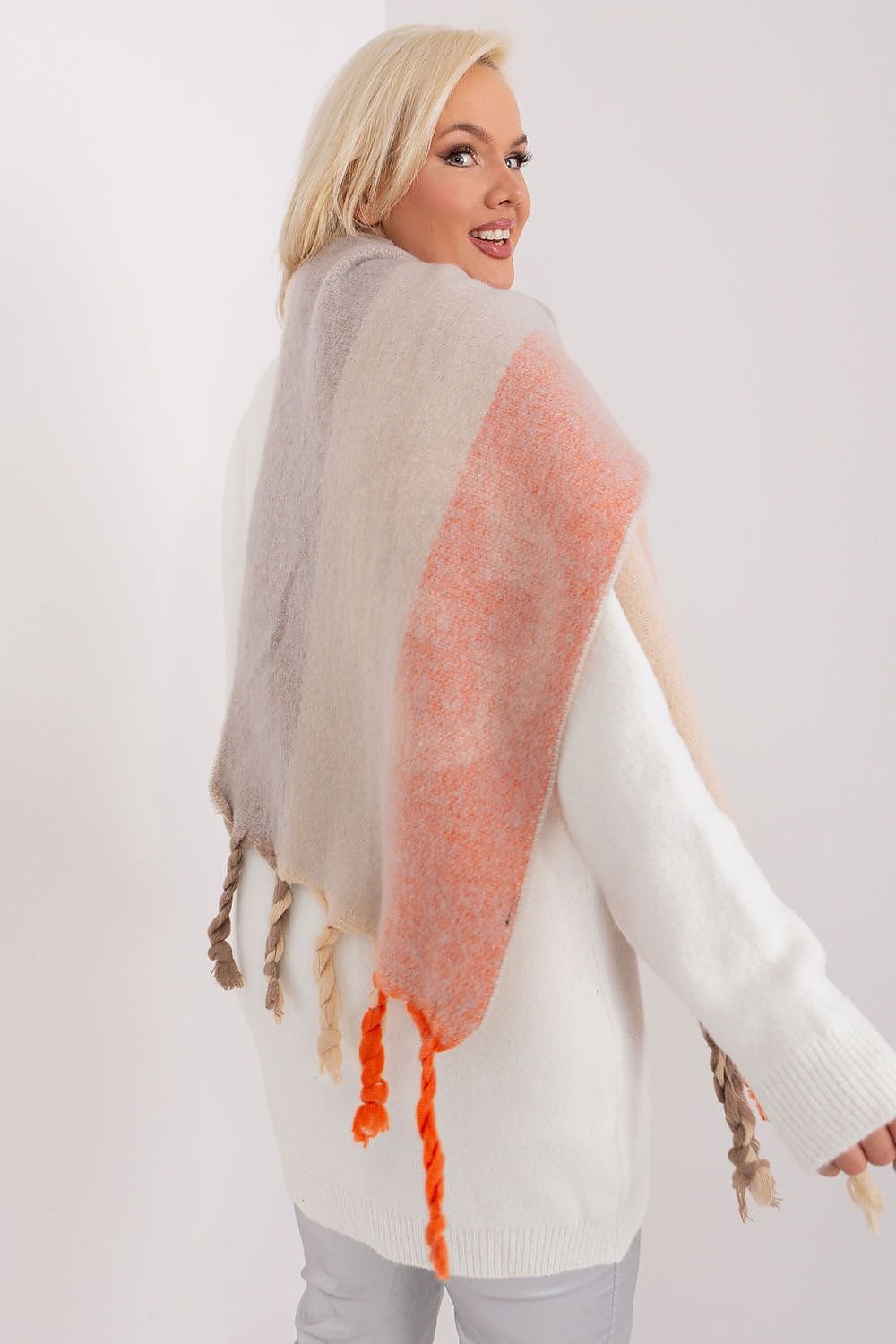 Shawl AT