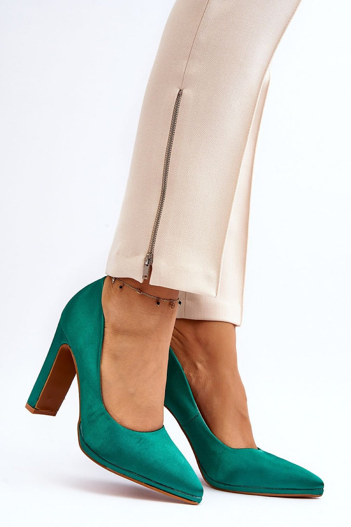 Block heel pumps Step in style