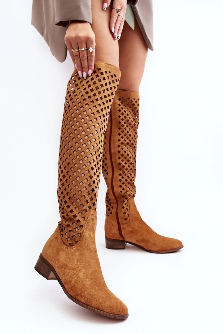 Thigh-Hight Boots Step in style