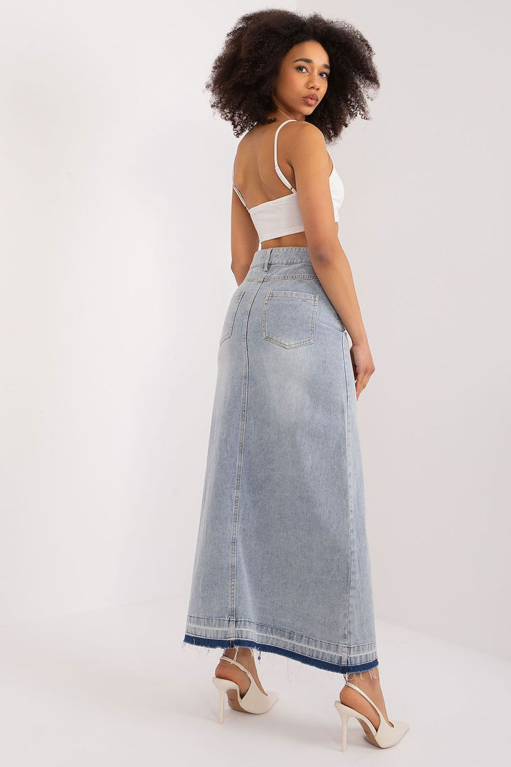 Long skirt Factory Price