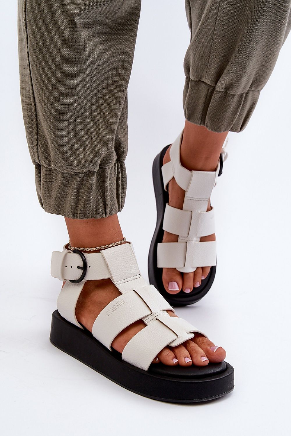 Sandals Step in style