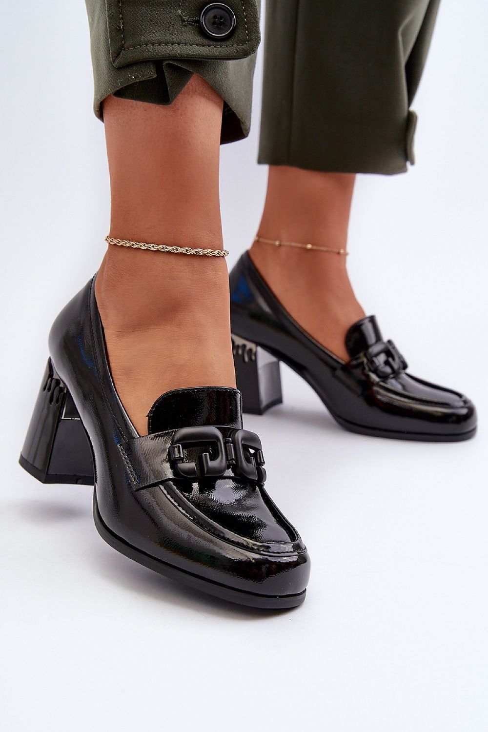 Heeled low shoes Step in style