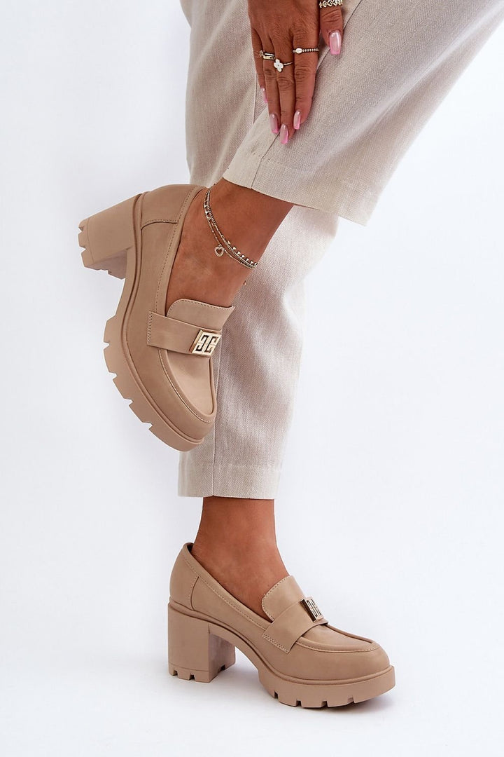 Heeled low shoes Step in style