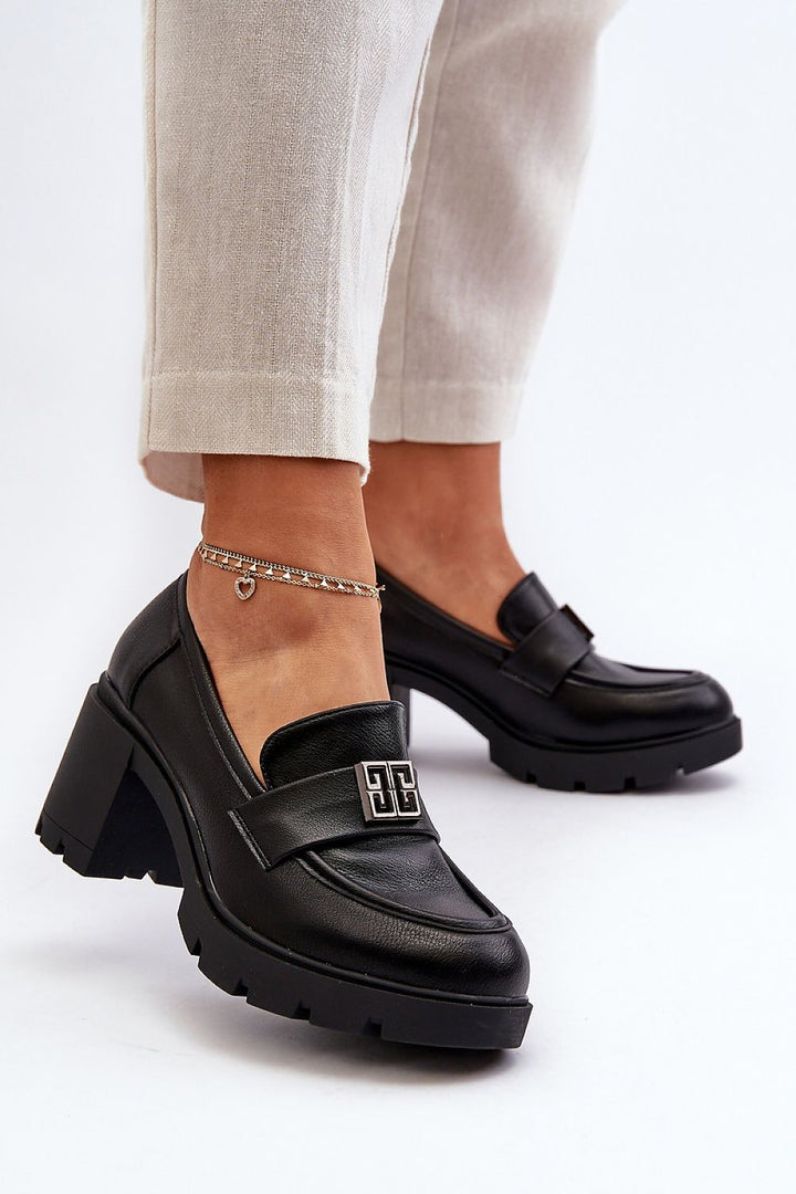 Heeled low shoes Step in style